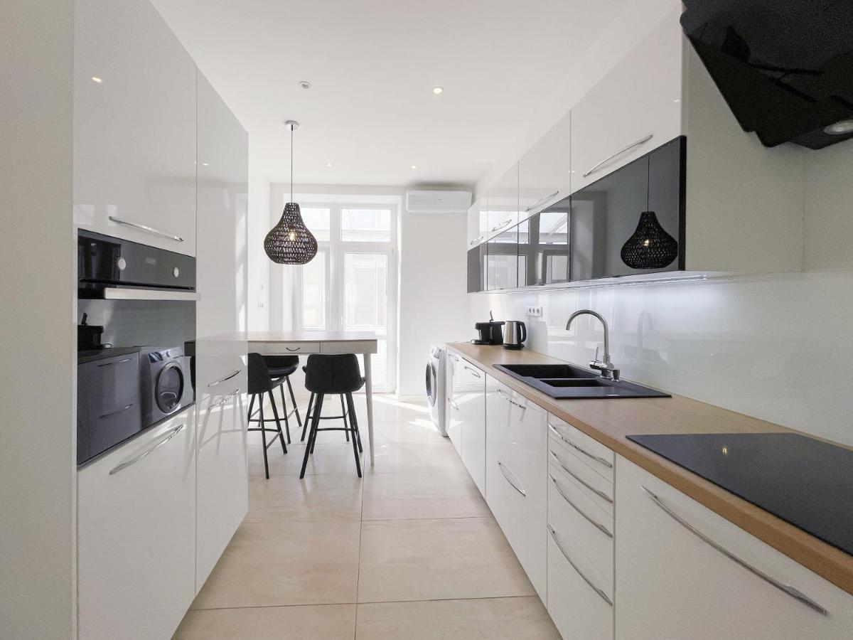 Elysian Apartment Bratislava Eksteriør bilde
