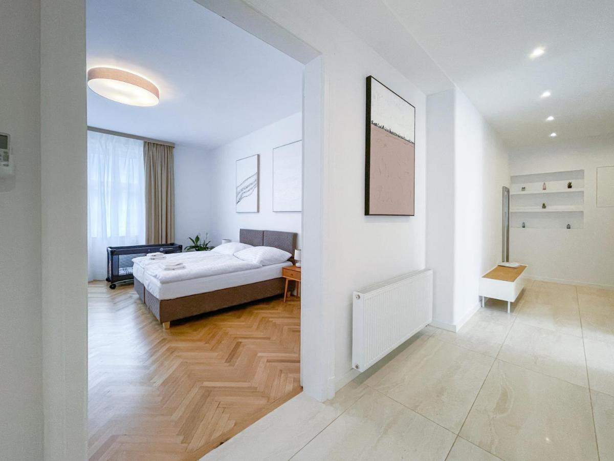 Elysian Apartment Bratislava Eksteriør bilde