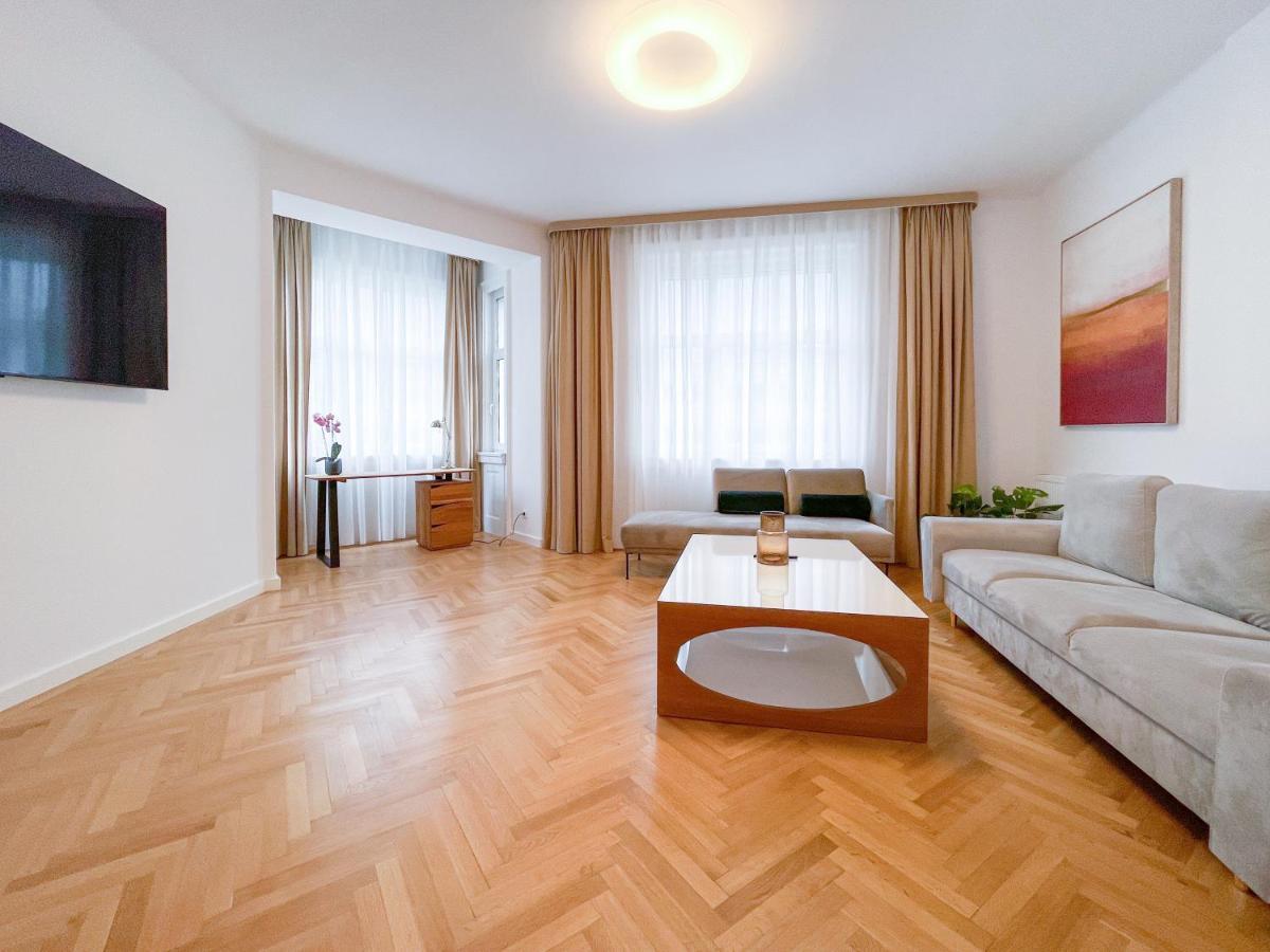 Elysian Apartment Bratislava Eksteriør bilde