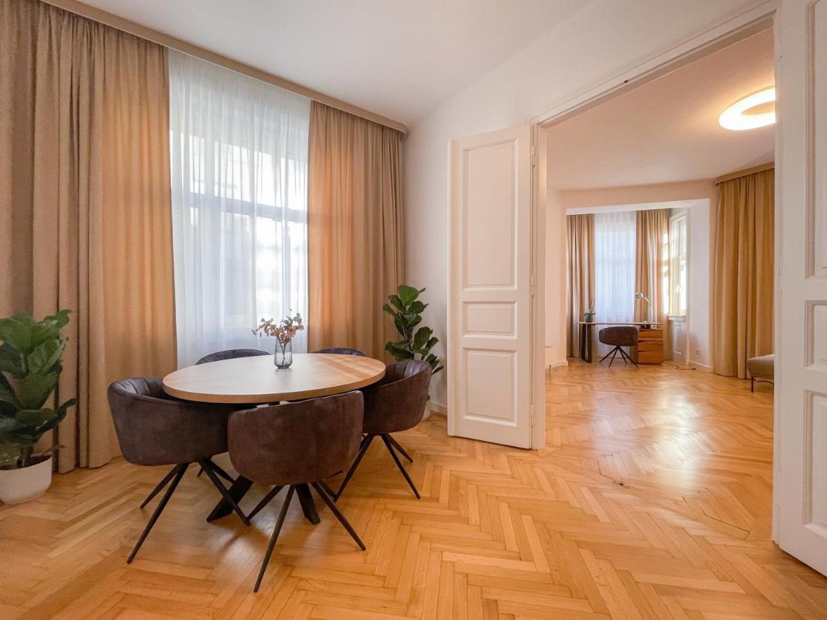 Elysian Apartment Bratislava Eksteriør bilde